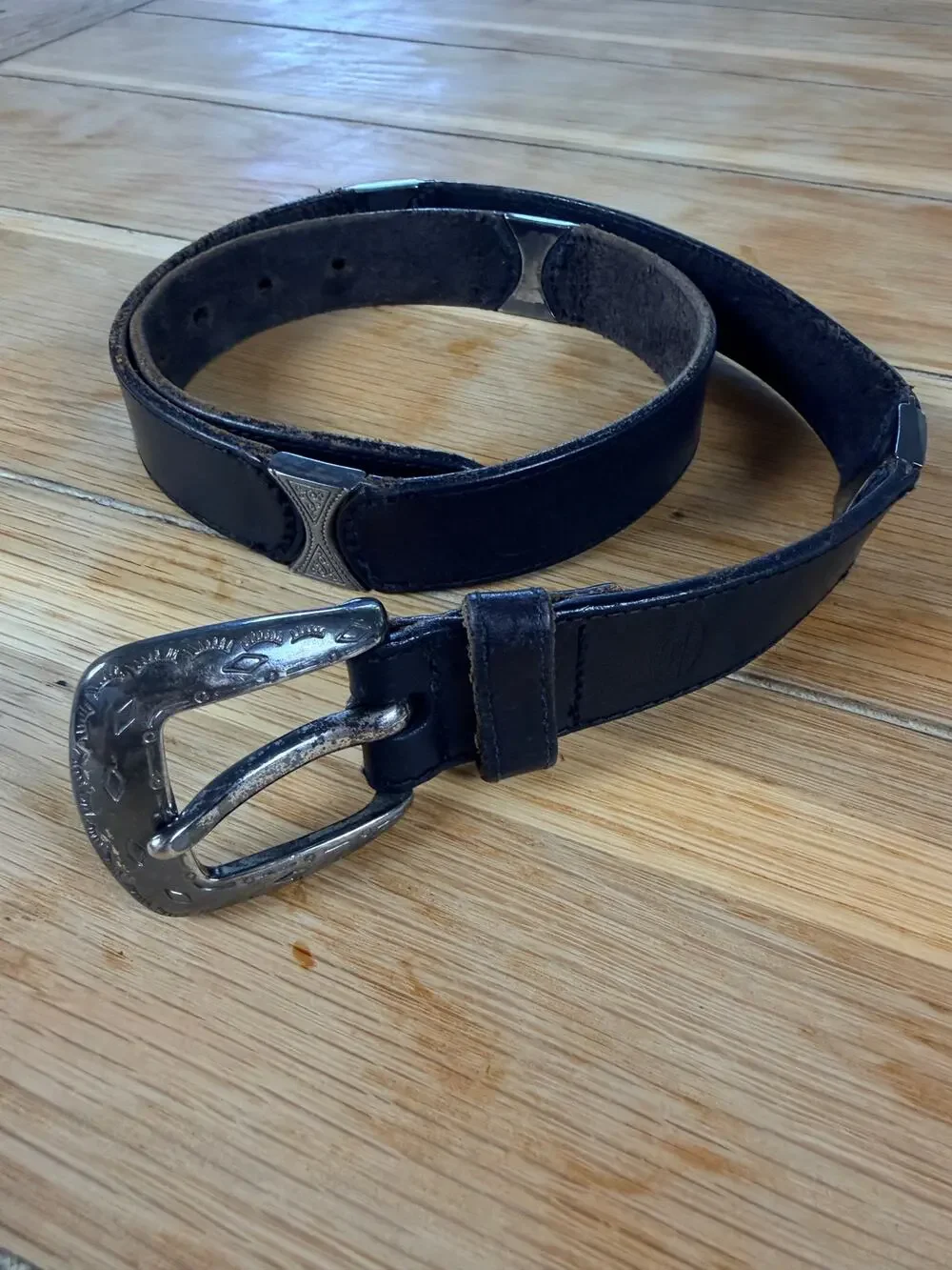 Fossil Black Leather Western Belt Size L Ornate Silver Buckle 40.5